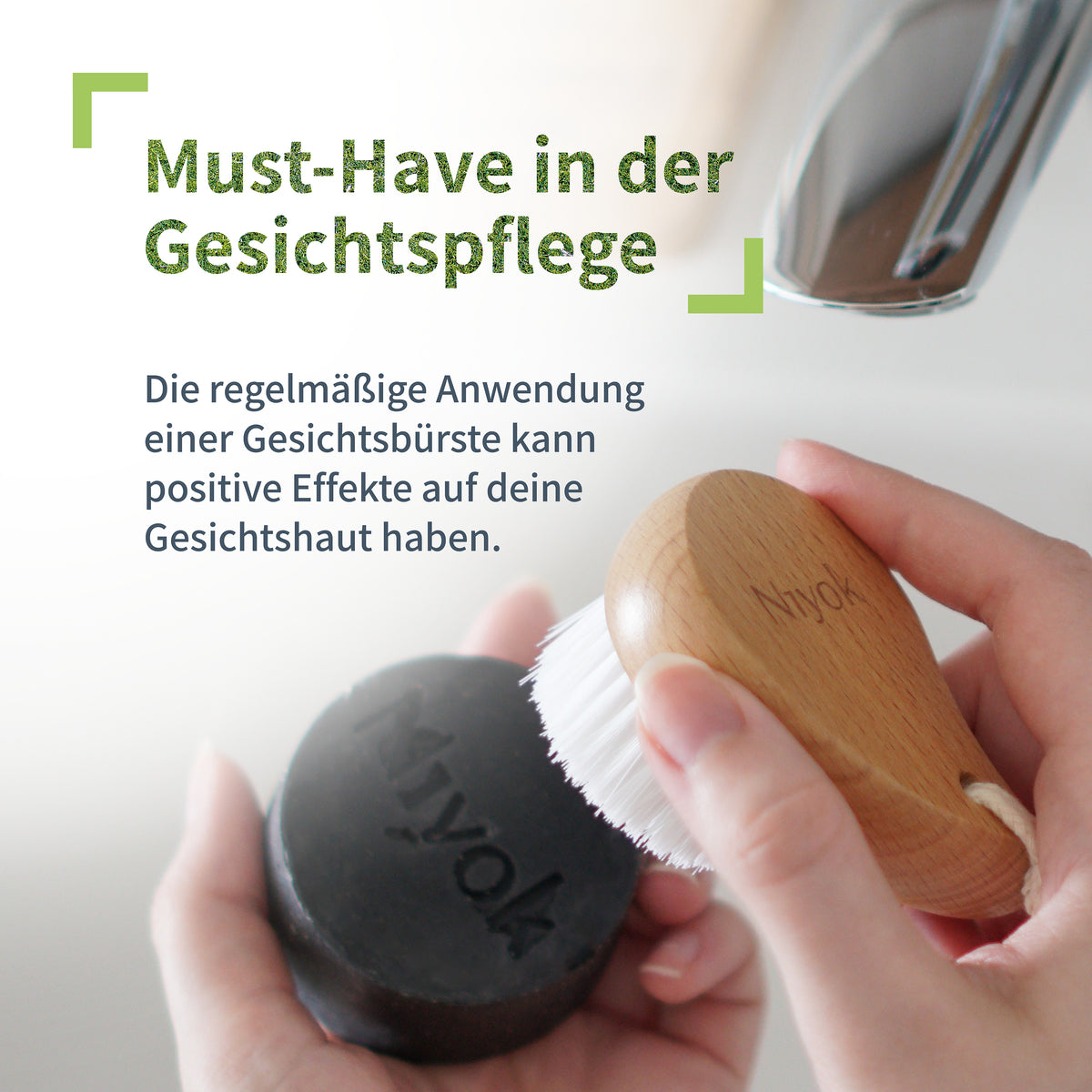 Gesichtsbürste aus Holz mit Rizinusöl Naturborsten